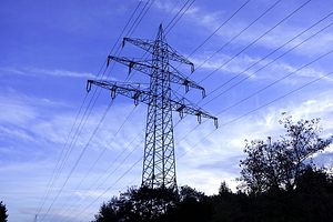 ЧЕЗ реновира 24 електропровода в района на столицата до края на годината