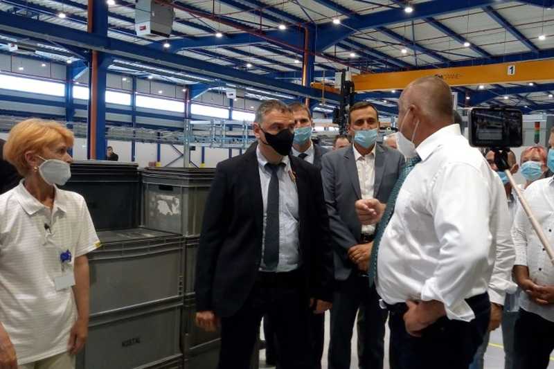 Ariete Group откри новата си база за 20 млн. евро в Пазарджик Ariete Group откри новата си база за 20 млн. евро в Пазарджик