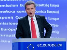 Европейската комисия приветства отмяната на таксата за ВЕИ производители