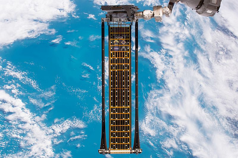 NASA тества гъвкав соларен масив в космоса