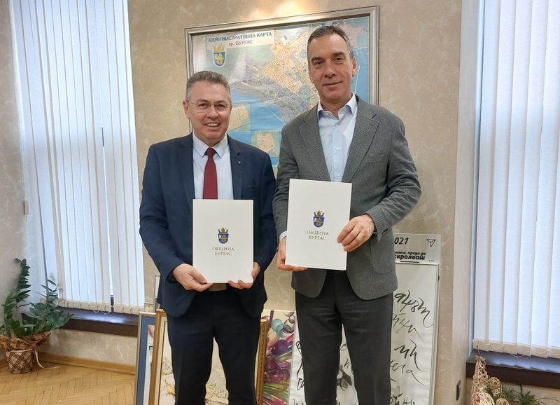 Нов филиал на МГУ в Бургас ще обучава инженери и специалисти за нефтения и газовия сектор