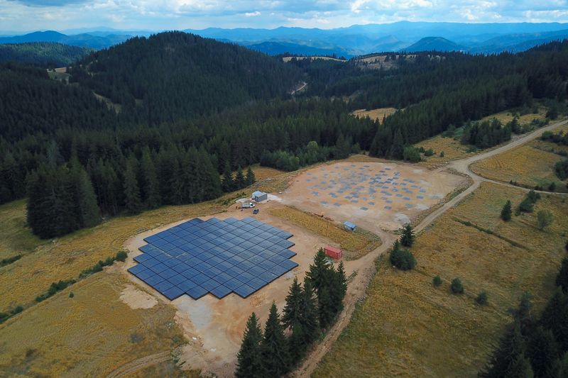 Приключи изграждането на първия български професионален радиотелескоп LOFAR-BG
