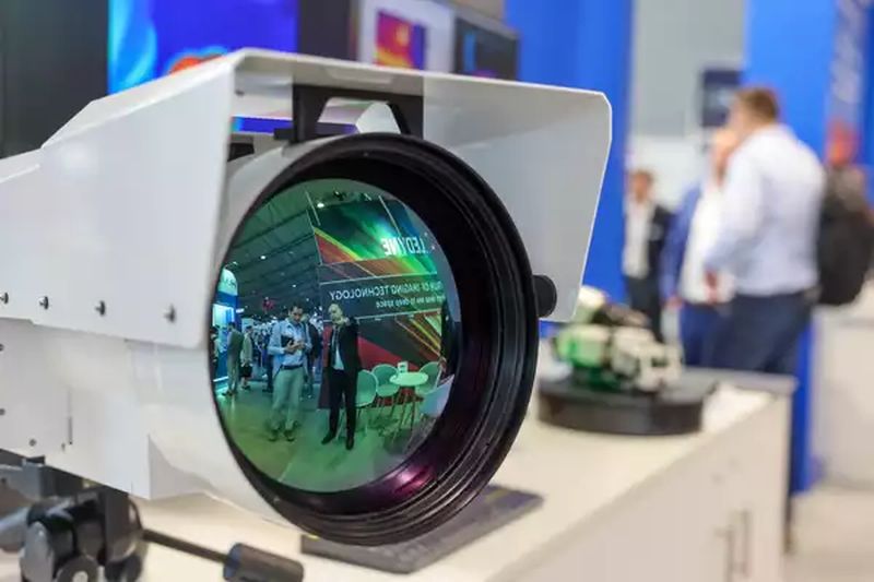 С рекорден брой изложители и фокус върху бъдещето на машинното зрение VISION отвори врати за 32-ри път в Щутгарт